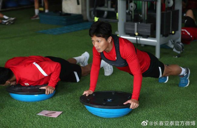 为你而来的美女