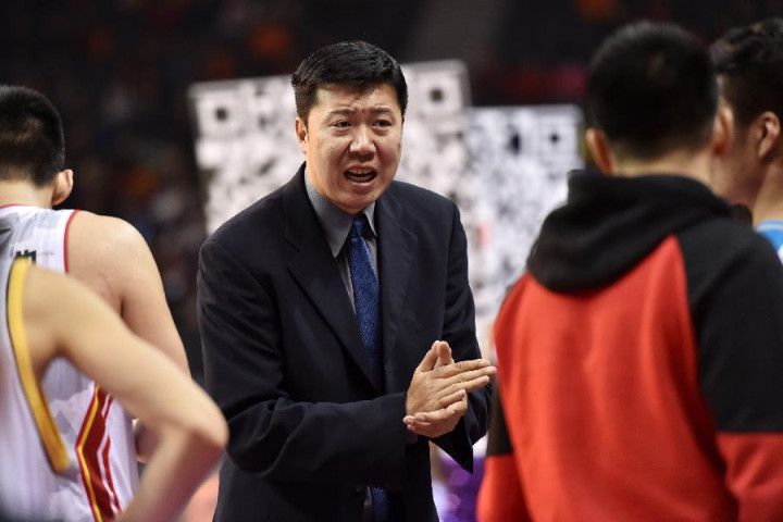 年轻的女性主导3-2020